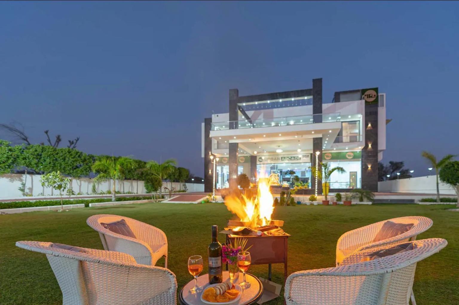 Iris Heaven'Z By Radha Rani Resort Dzsaipur Kültér fotó
